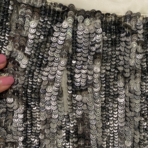 MVL Sequin Mini Skirt Size M - Picture 4 of 5